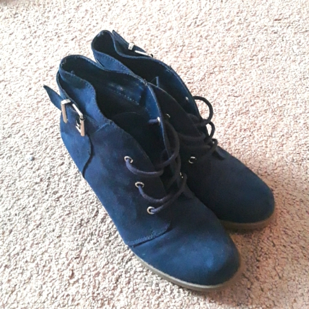 Platform boots